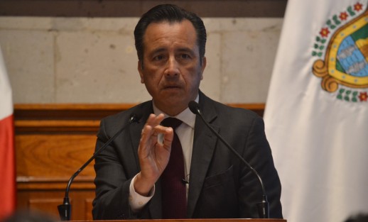  El gobernador Cuitláhuac García comentó que no puede adivinar de dónde sacará CONAGUA el agua para Nuevo León, pero por lo pronto descartó que se use agua del río Pánuco con el proyecto Monterrey VI, por la concesión que implicaría.