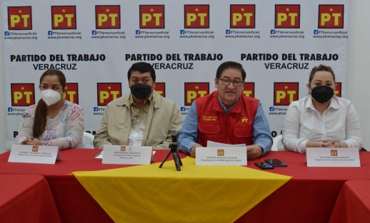 El PT celebra el triunfo en Amatitlán, con su candidata, Esmeralda Clara Rodríguez. El posicionamiento del PT, es incuestionable; a pesar de no contar con los mismos recursos que los partidos que se dicen grandes, les hemos vencido, afirmaron sus representantes.