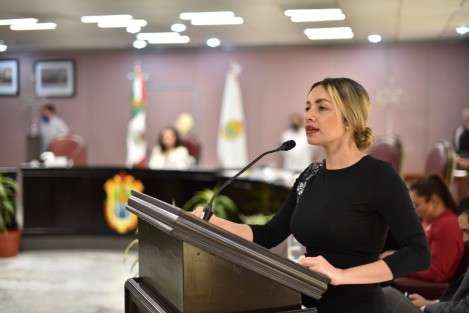 la diputada Maribel Ramírez Topete presentó un Anteproyecto de Punto de Acuerdo, mediante el cual se exhorta a las Comisiones Unidas de Seguridad Social y Desarrollo y Conservación Rural, Agrícola y Autosuficiencia Alimentaria de la Cámara de Diputados del Congreso de la Unión, a dictaminar en positivo la iniciativa que adiciona los artículos 239-A a la Ley del Seguro Social y 154 de la Ley de Desarrollo Rural Sustentable, en materia de pensión rural universal.

 