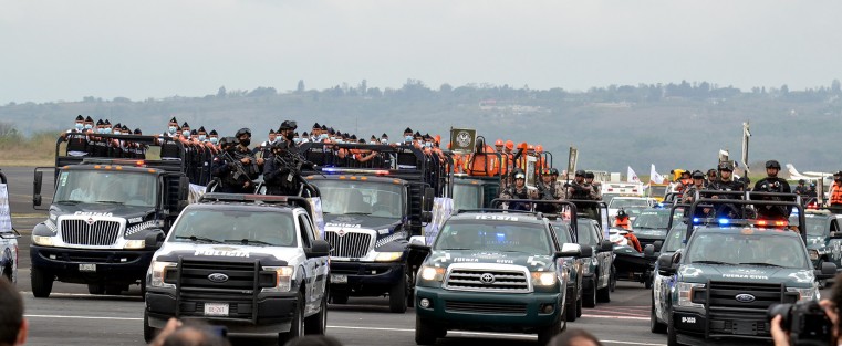 Participan 12 mil elementos para que el turismo disfrute de vacaciones seguras; fomenta la reactivación turística sin descuidar la seguridad.