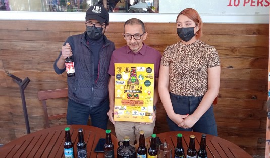 En conferencia de prensa, Max Barrera, promotor de turismo y del Festival de la Cerveza Artesanal 2022, que se realizará el 16 y 17 de abril en Coatepec, Ver., detalló que en esta ocasión habrá aproximadamente 10 expositores de Xalapa, Coatepec y Perote.