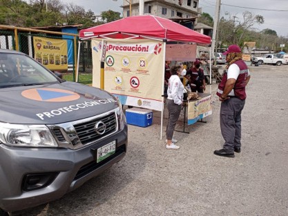 Durante estos días las fuerzas de tareas federales y estatales junto a los municipios se coordinan en el operativo para que esta Semana Santa la población veracruzana y los turistas que visitan nuestro estado reciban apoyo y atención durante este periodo. 