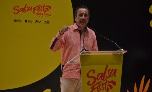 En la presentación, el gobernador Cuitláhuac García Jiménez celebró la gran expectativa a nivel nacional e internacional; <em>se comienza a hablar ya de este evento único que, además de ser gratuito, reúne los más altos exponentes de este género y es un orgullo de Veracruz</em>.