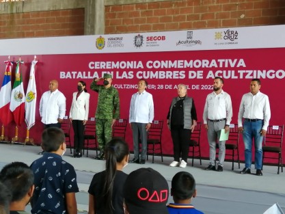 Con un acto solemne encabezado por el gobernador Cuitláhuac García Jiménez y la develación de una placa por los 160 años de la Batalla de Las Cumbres, primer enfrentamiento armado entre los ejércitos mexicano y francés durante la Segunda Intervención Francesa en México, el Gobierno de Veracruz da realce y trascendencia a dicho evento.