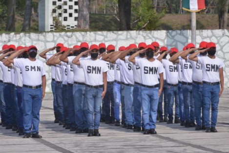 Este 5 de Mayo se llevó a cabo la Ceremonia de Protesta de Bandera de los Soldados del Servicio Militar Nacional clase 2003, remisos y mujeres voluntarias, en las instalaciones de la 26 Zona Militar, en el Lencero, municipio de Emiliano Zapata.