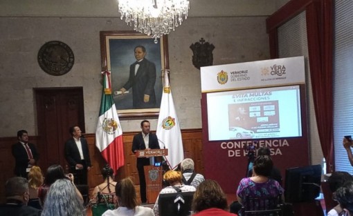 El mandatario estatal, Cuitláhuac García, celebró la histórica visita del Presidente a Cuba. Además, se reiteró el llamado para que dueños de vehículos canjeen sus placas pues a partir del primero de julio ya no habrá condonaciones.