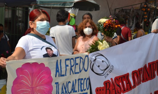 Como cada año, madres de desaparecidos y otros familiares, marcharon desde el Panteón  Palo Verde hacia Plaza Lerdo, para hacer visible a las autoridades, el dolor de desconocer el paradero de sus hijos e hijas desde hace años. 