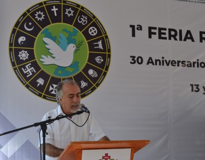 En el parque Juárez de la ciudad de Xalapa se inauguró la primera Feria Regional Interreligiosa, en el marco del 30 aniversario del reconocimiento legal de las Iglesias.