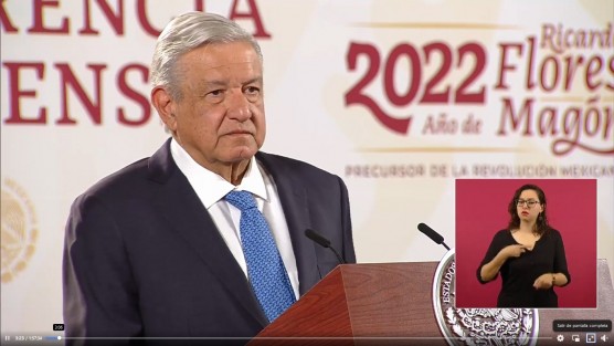 Durante su conferencia de prensa de este jueves, el presidente Andrés Manuel López Obrador, confirmó la cancelación del programa de verificación mecánica de vehículos de más de cuatro años, anunciada hace unos días y que estaba causando polémica. 