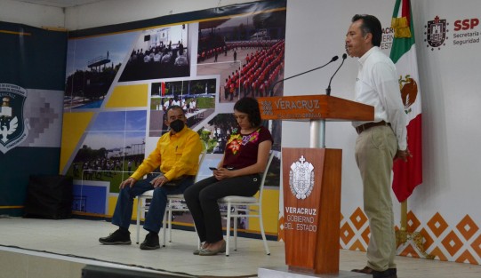 El gobernador Cuitláhuac García Jiménez afirmó que gracias a la intervención coordinada de los tres órdenes de gobierno y brigadas comunitarias ninguno de los incendios registrados en diferentes puntos del estado está fuera de control. 