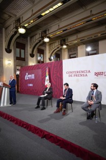 Tal como se había anunciado, durante la conferencia de prensa del Presidente de la República, este martes se presentó la convocatoria para las 13,765 plazas para médicos especialistas en todo el país.