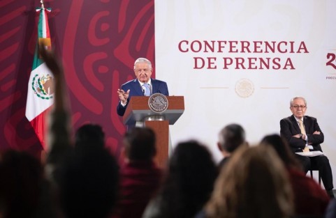 Tal como se había anunciado, durante la conferencia de prensa del Presidente de la República, este martes se presentó la convocatoria para las 13,765 plazas para médicos especialistas en todo el país. 