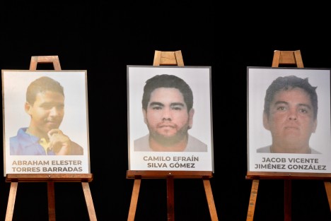 En hechos ocurridos el 25 de septiembre de 2015 y acreditados por el organismo autónomo, policías estatales participaron en la captura de los jóvenes Jacob Vicente Jiménez González, Abraham Elester Torres Barradas, Camilo Efraín Silva Gómez y Carlos Arturo Rojas Valencia –en el marco del operativo denominado Blindaje Coatzacoalcos–, quienes aún son buscados por sus familiares.