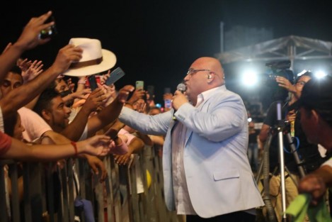  Con la presentación de Diego Morán, Víctor Manuelle y Óscar D León,culminó con éxito el Salsa Fest 2022, con lo que Veracruz se consolida como la capital mundial de la salsa. 