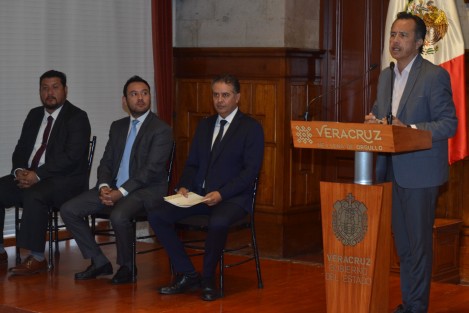 Por los municipios participarán dos más, que serán los alcaldes de Veracruz y Boca del Río; mientras que por sociedades o entes privados habrá cinco: Asociación de Hoteles y Moteles de Veracruz, cámaras Nacional de la Industria Restaurantera (CANIRAC) y de Comercio, Servicios y Turismo (CANACO-SERVYTUR), Consejo Metropolitano de Turismo y representantes de operadores turísticos.