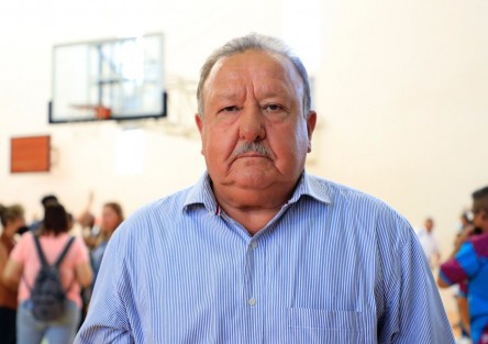Por instrucciones del presidente municipal Ricardo Ahued Bardahuil, gradualmente se van retomando las actividades deportivas en distintas sedes municipales donde ya funcionan iniciativas como el Programa Xalapa Activa y los semilleros deportivos, informó el director de Cultura Física, Bertoldo Reyes Campuzano.


