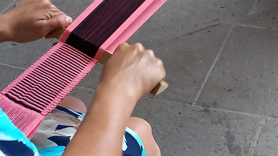 Las mañanas de los sábados en Centro Recreativo Xalapeño toma vida con los talleres de jarana (en sus variantes), zapateado y telar de cintura, además de poderse disfrutar de exposiciones o visitar la librería.