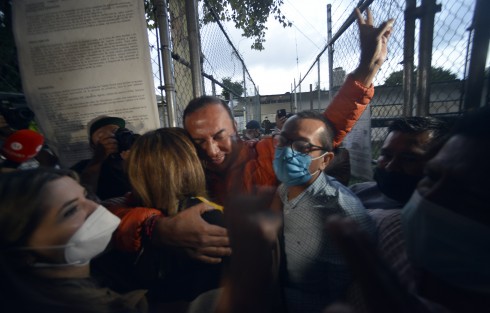Patricia Santana Iglesias, una de sus abogados, indicó que la audiencia fue rápida, debido a que solo se dio cumplimiento a la ejecutoria de amparo. Señaló que el juez de control debía cumplir una serie de requisitos, como girar un oficio a la autoridad penitenciaria para que ésta tuviese conocimiento de que fue eliminada la medida cautelar.
