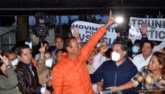 Del Río Virgen es señalado de haber participado como autor intelectual en el asesinato de Remigio Tocar, excandidato de Movimiento Ciudadano (MC) a la alcaldía de Cazones de Herrera, quien fue atacado a balazos dos días antes de las votaciones del 6 de junio de 2021.
