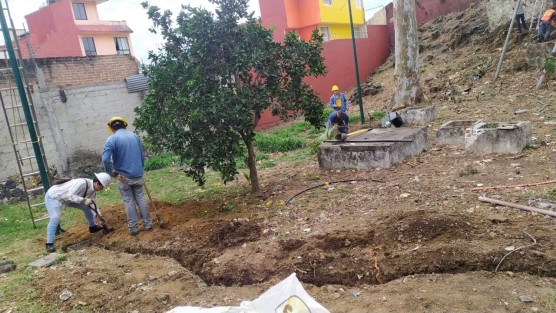 La Dirección de Alumbrado Público del Ayuntamiento de Xalapa, instaló nuevas luminarias tipo farol, en la Colonia Periodistas, en coordinación con la Dirección de Obras Públicas, para mejora del espacio público.