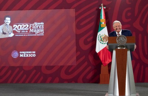 En su conferencia de este lunes, y cuestionado sobre la liberación de Manuel del Río Virgen, el presidente Andrés Manuel López Obrador  expresó tener  <em>confianza al gobernador de Veracruz, no es como los otros, él es incapaz de fabricar delitos para castigar a adversarios</em>.