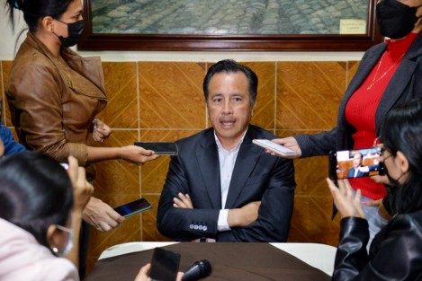 Cuitláhuac García Jiménez dijo que sin fecha definida, el Presidente de la República estará en la entidad, invitado por la empresa Nestlé, para inaugurar su nueva planta. 