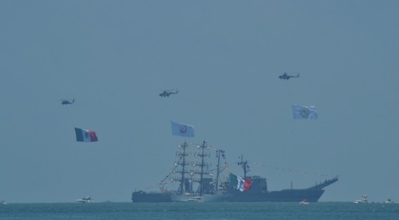 Este jueves, en el Puerto de Veracruz, inició el Festival de Velas Veracruz 2022, con la participación de barcos de Uruguay, Argentina, Brasil y el embajador mexicano de los mares, el buque-escuela Cuauhtémoc.  