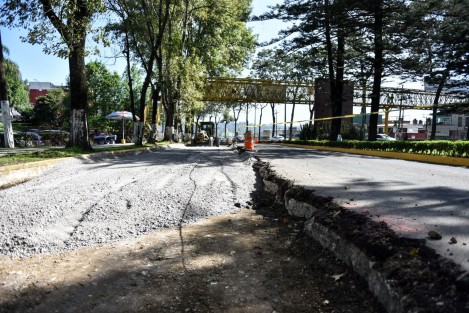 Los automovilistas que vienen de Banderilla pueden tomar como ruta de ingreso la avenida Lázaro Cárdenas y seguir por Gildardo Avilés.