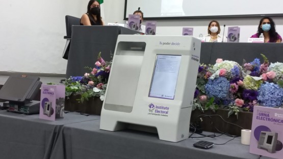 Universidades y Tecnológicos de Veracruz están interesados en un concurso que aprobó el OPLE el 13 de mayo que tiene la intención de la creación de un prototipo electrónico para que sea usado en elecciones constitucionales, mecanismos de participación ciudadana y elecciones escolares.