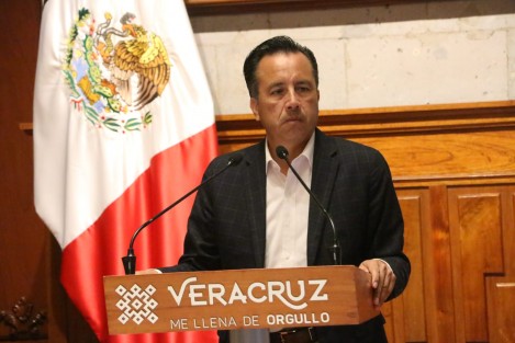 Cuestionado sobre declaraciones de un diputado que pide al Gobernador no intervenir en la elección de renovación de la dirigencia estatal del partido MORENA, García Jiménez dijo que él es respetuoso de la vida interna de su partido, sólo un militante más.  