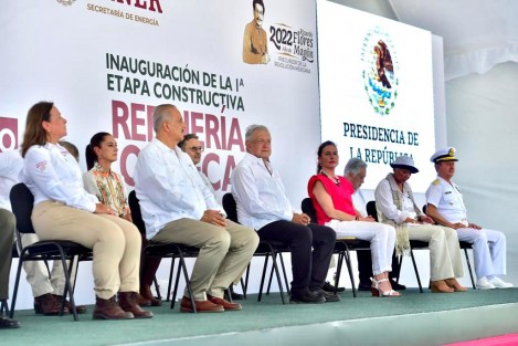 Es un sueño convertido en realidad, afirmó el presidente Andrés Manuel López Obrador tras encabezar el corte de listón inaugural de la nueva Refinería Dos Bocas Olmeca, y recorrer las instalaciones, donde informó a la población que hoy inician los trabajos de prueba para que empiece a funcionar todo el conjunto de la planta.

