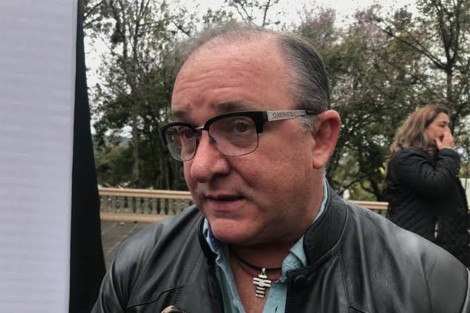 El director general de Atención a Migrantes en Veracruz, Carlos Enrique Escalante Igual, confirmó que son 6 los veracruzanos que murieron asfixiados dentro de la caja del tráiler en San Antonio Texas. Ya han comenzado las acciones para hacer el traslado de los restos a sus lugares de origen.