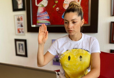 
La diputada Maribel Ramírez Topete presentó una iniciativa que reforma y adiciona diversas disposiciones de la Ley de Adquisiciones, Arrendamientos, Administración y Enajenación de Bienes Muebles del Estado de Veracruz, que busca crear condiciones que faciliten la participación en los procesos licitatorios, con una perspectiva de género