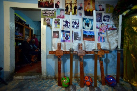 Como ha sido ampliamente difundido, los jóvenes Misael, Jair y Giovanni partieron de San Marcos Atexquilapan en busca de mejores oportunidades laborales, pero desafortunadamente, al igual que otros muchos paisanos, fallecieron en el intento. 