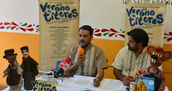 El Teatro El Rincón de los Títeres, presentó el programa de  Un verano de títeres, que se realizará del 30 de julio al 4 de septiembre, en el citado espacio, a un costado del Monumento a la Madre. 