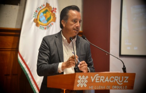 Durante la conferencia de prensa de este jueves del Gobernador, se anunció la  jornada de reforestación en los municipios de Xico, Perote, Jalacingo, Villa Aldama, Altotonga, las Vigas, Acajete, San Andrés Tlalnehuayocan, Emiliano Zapata, la Antigua, Huatusco, Coscomatepec, Nogales, Maltrata, Aclahuilco , Zacualpan, Tuxpan, Catemaco y Uxpanapam.