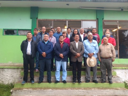 El Secretario General de la CTM y Regidor del Ayuntamiento de Xalapa Aníbal Pacheco López tomo protesta al nuevo comité del sindical de Trabajadores del Poder Ejecutivo (PROFISSPEV). 