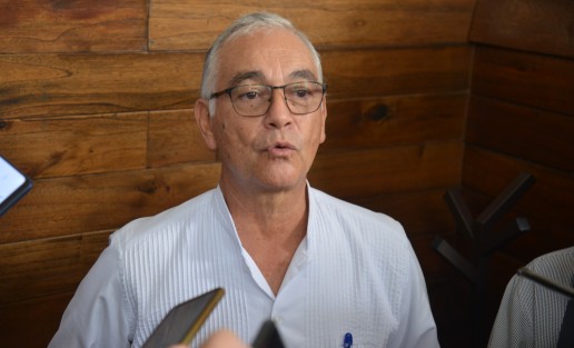 Empresarios integrantes de Empresas SOS demandaron mesas de trabajo con el Gobernador, a fin de que les paguen adeudos.  Dijeron que no habían salido por la pandemia, pero que ya están de regreso.