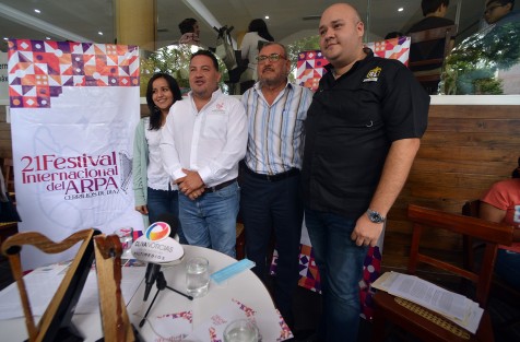 El alcalde de Alto Lucero, Vicente Aguilar Castillo, dio a conocer que este 30 de julio se llevará a cabo la edición 21 del Festival Internacional del Arpa, en la comunidad de Cerrillos de Díaz, en donde estiman lograr una derrama económica de al menos 8 millones de pesos. 