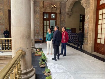 El Gobernador de Veracruz, Cuitláhuac García, publicó en sus redes sociales imágenes acompañado de la Jefa de Gobierno de la CDMX, Claudia Sheinbaum  y Rubén Rocha Moya, gobernador de Sinaloa. Reconoció el apoyo de la primera, por los convenios de colaboración que han suscrito.