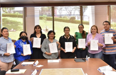 La Comisión Especial para la Atención y Seguimiento de la Regularización y Situación Jurídica de los Predios Escolares del Congreso del Estado aprobó su Plan Anual de Trabajo, el cual establece las acciones y actividades para el desahogo legislativo, así como la atención y seguimiento al proceso regulatorio documental de las escuelas.