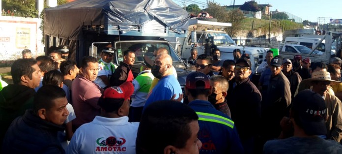 Pidieron el diálogo con las autoridades estatales para que cesen los abusos que durante años han señalado, pero además exigieron seguridad en cada uno de los tramos carreteros del territorio estatal.
