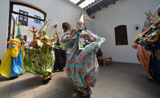 Autoridades municipales de Teocelo en compañía de Héctor Aguilera Lira, subsecretario de Promoción y Atención Turística, presentaron el calendario de actividades para la fiesta patronal de la asunción a celebrarse en este mes en aquel municipio.