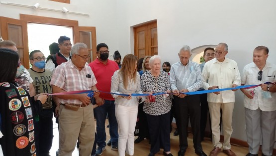 Emotivo fue el homenaje póstumo que se rindió al fundador de la Estudiantina del Colegio Preparatorio de Xalapa, en el Museo de la Música, durante la inauguración de la exposición 