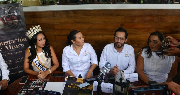 Autoridades municipales de Perote y Miss Turismo Latino 2022, invitaron el evento gastronómico <em>Degustación de Altura</em> que se efectuará en ese municipio del 26 al 28 de agosto, en el que además habrá globos aerostáticos y papalotes gigantes