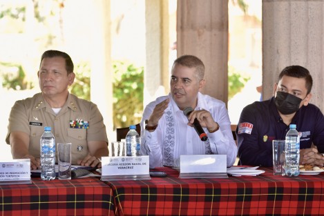 El titular de la Secretaría de Turismo y Cultura (SECTUR), Iván Martínez Olvera, participó en la primera junta operativa con hoteleros, Protección Civil, Fuerzas Armadas, Guardia Nacional, Secretaría de Seguridad Pública, Fiscalía General del Estado, Centro Estatal de Control, Comando, Comunicaciones y Cómputo, Tránsito y Vialidad, así como la Secretaría de Salud, de cara al Costa Esmeralda Fest 2022, a realizarse del 2 al 4 de septiembre próximos.  

 