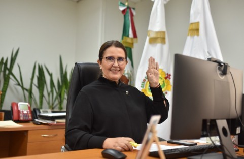 La Diputación Permanente de la LXVI Legislatura dio a conocer el Informe de la Secretaría General del Congreso del Estado respecto de la votación emitida por los ayuntamientos de la entidad sobre el Decreto por el que se adiciona la fracción III al Artículo 11 de la Constitución Política del Estado de Veracruz de Ignacio de la Llave.

