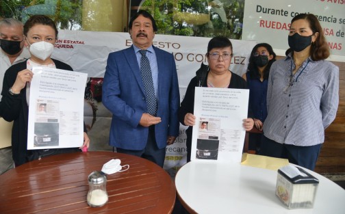 La Federación de Licenciados en Derecho en Veracruz y familiares del abogado Ernesto Cipriano, que desapareció el 4 de agosto en la Capital, urgieron a las autoridades intensificar su búsqueda.