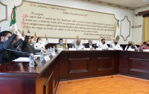  Con el fin de impulsar la gobernanza metropolitana, así como la planeación, regulación y ordenamiento territorial, las y los integrantes del Cabildo aprobaron en Sesión Ordinaria que Xalapa signe un Convenio de Coordinación con Ia Secretaría de Desarrollo Agrario, Territorial y Urbano (Sedatu) y la Secretaría de Desarrollo Social de Veracruz (Sedesol).

