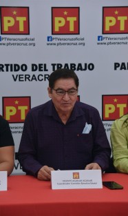 El coordinador de la Comisión Ejecutiva del PT, Vicente Aguilar Aguilar, pide que en el nuevo reglamento que emitirá la Secretaría de Seguridad Pública para regular las actuaciones de las compañías concesionarias que prestan el servicio de grúas a la Dirección de Tránsito se incluya la reparación de daños que sufren los automóviles en los arrastres y se acabe con la burocracia para que sean entregadas las unidades.